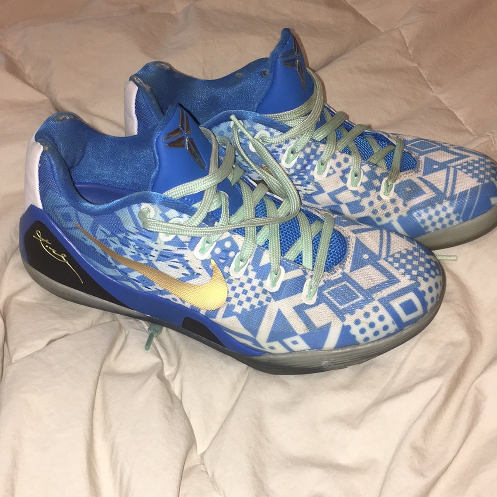 Nike x Kobe low tops